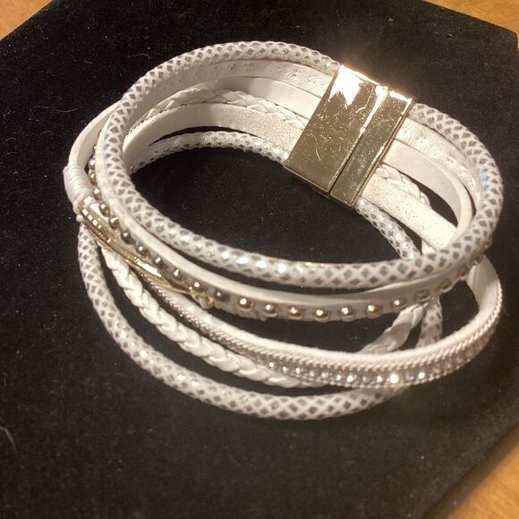 Magnetic White Leather Six Strand Bracelet - Picture 4 of 7
